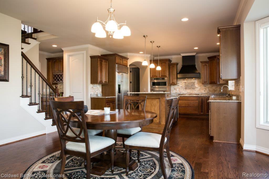2858 Ambleside Court Rochester, MI 48306 - Photo 8 of 30 Elegance and Sophistication in your new gourmet kitchen!
