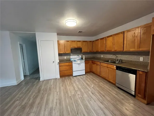 $240,000 | 4824 4th Street, Marrero, LA 70072