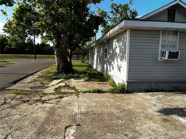 $240,000 | 4824 4th Street, Marrero, LA 70072