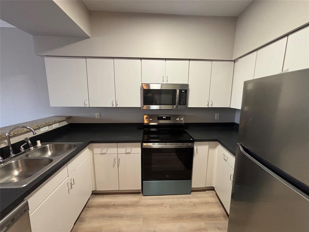 3102 Kings Road, Unit 1301 Dallas, TX 75219 - Photo 6 of 22