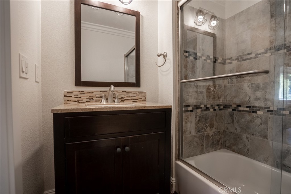 2988 Brockton Avenue Riverside, CA 92501 - Photo 15 of 23