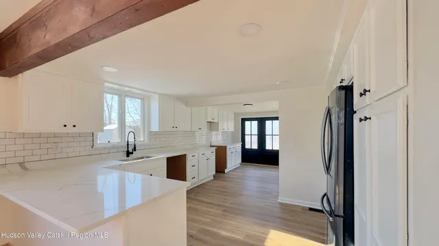 $399,000 | 2221 Highway 385, Athens, NY 12015