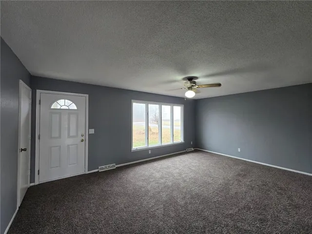 $269,500 | 64 Northeast 530 Road, Clinton, MO 64735