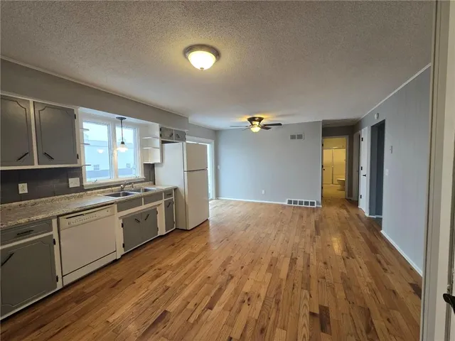 $269,500 | 64 Northeast 530 Road, Clinton, MO 64735