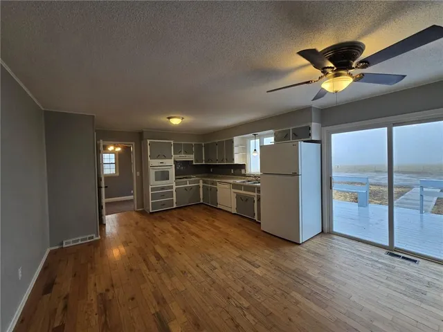 $269,500 | 64 Northeast 530 Road, Clinton, MO 64735