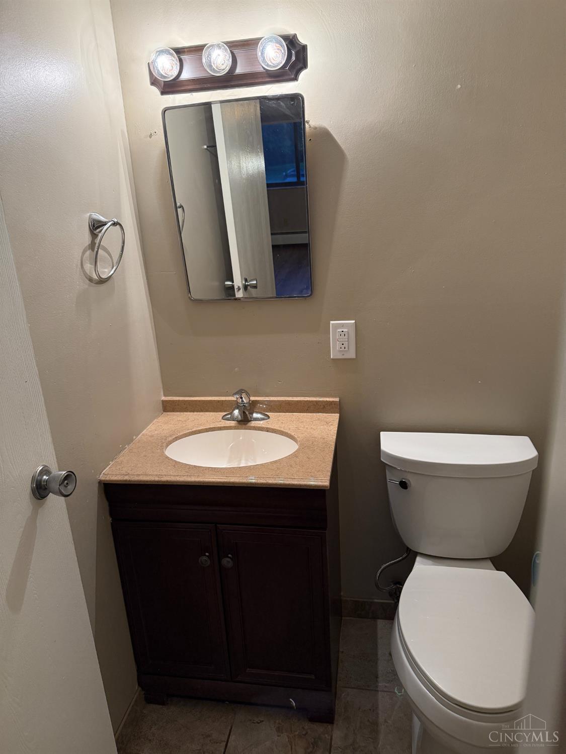6646 Hearne Road, Unit 209 Cincinnati, OH 45248 - Photo 9 of 15