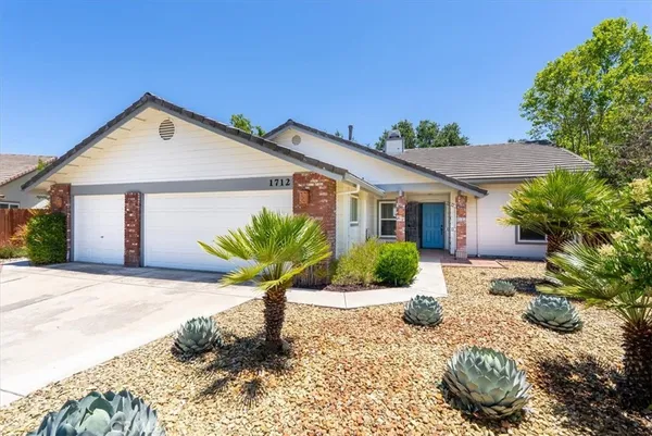 $829,900 | 1712 Current Ln, Paso Robles, CA 93446
