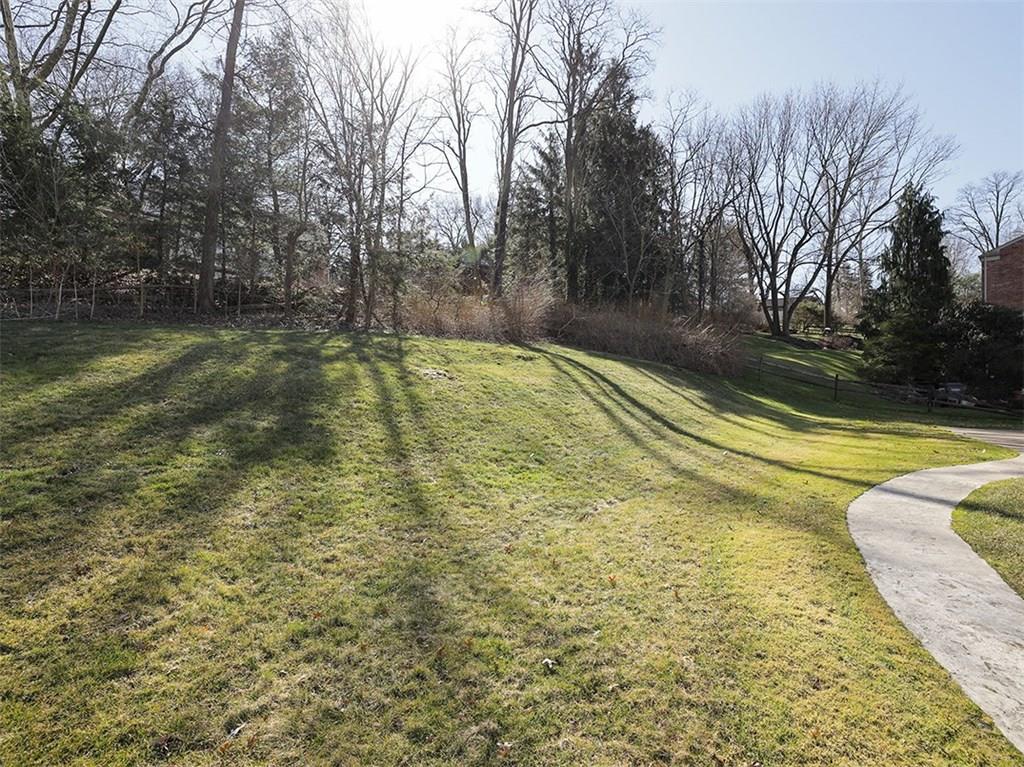 534 Harrogate Road Upper St. Clair, PA 15241 - Photo 19 of 25 Private back yard