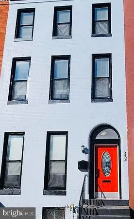 $1,200 | 32 South Fulton Avenue, Unit 2, Baltimore, MD 21223
