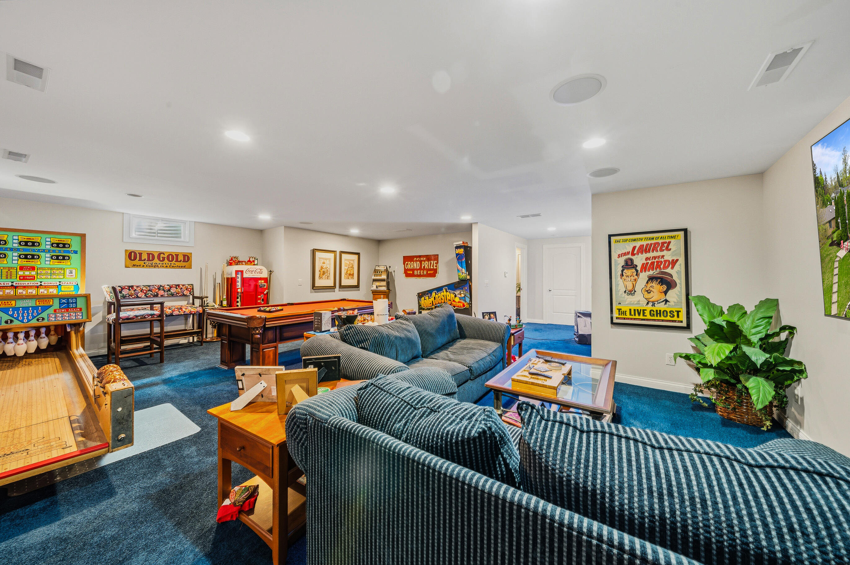 841 Eagleton Drive, Unit 4683 Geneva, WI 53147 - Photo 19 of 29 LL Family Room