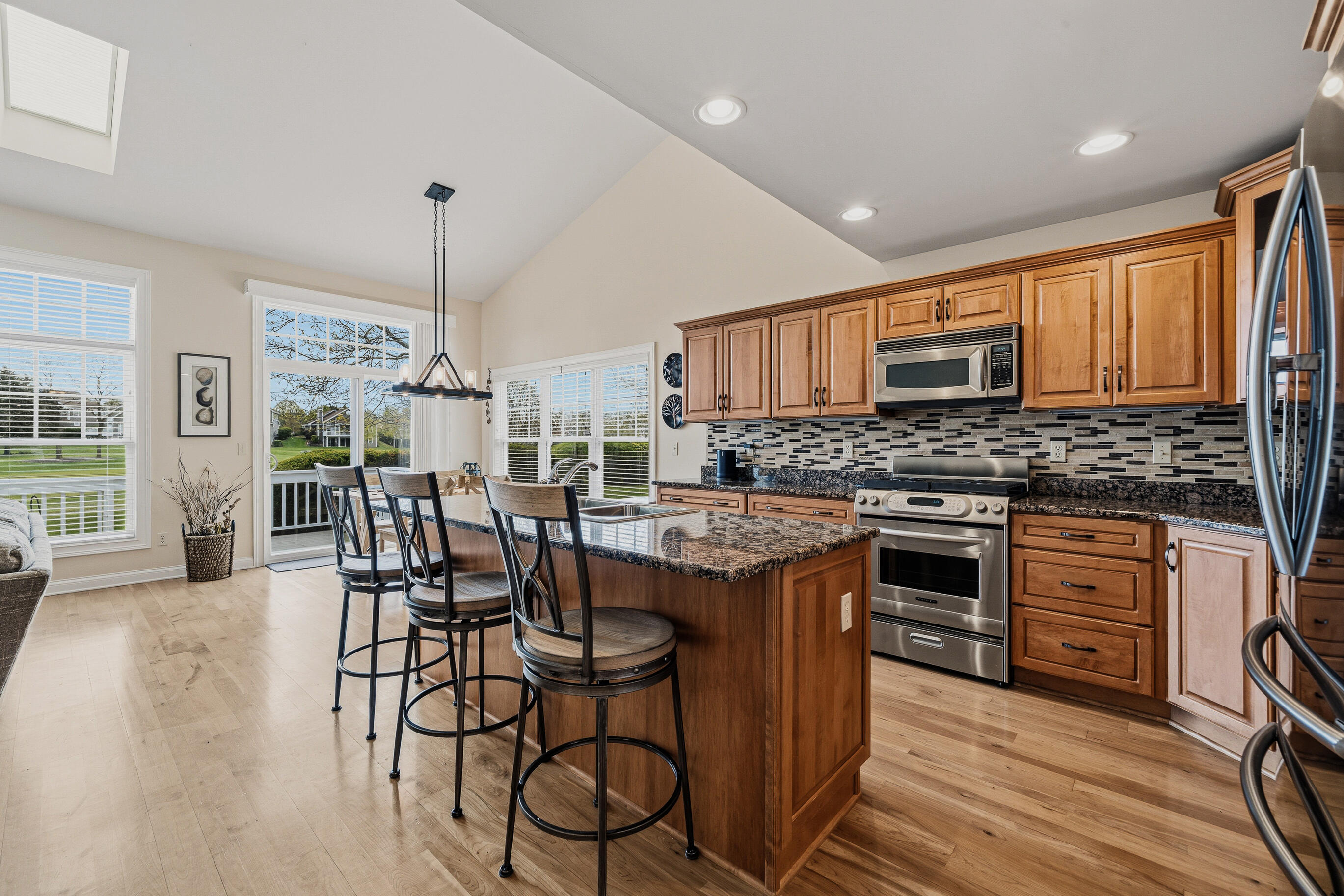 841 Eagleton Drive, Unit 4683 Geneva, WI 53147 - Photo 4 of 29 841 Eagleton Dr-16