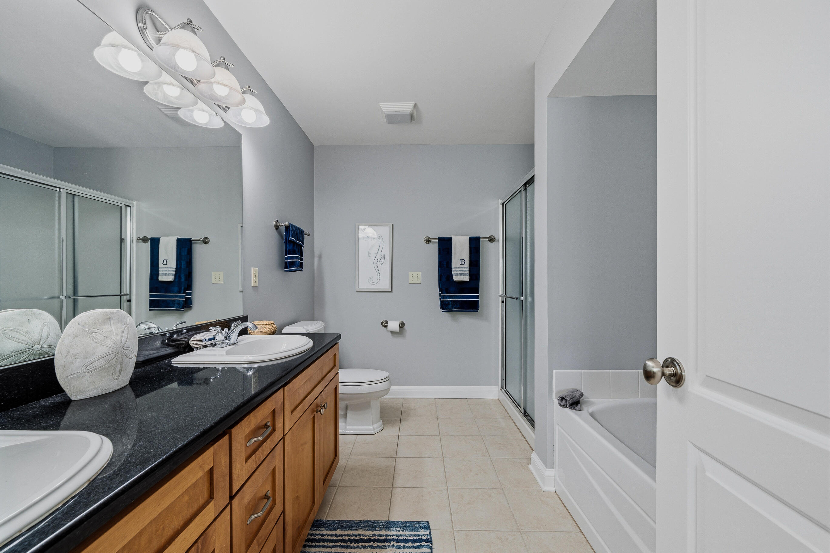 841 Eagleton Drive, Unit 4683 Geneva, WI 53147 - Photo 8 of 29 Master Bath