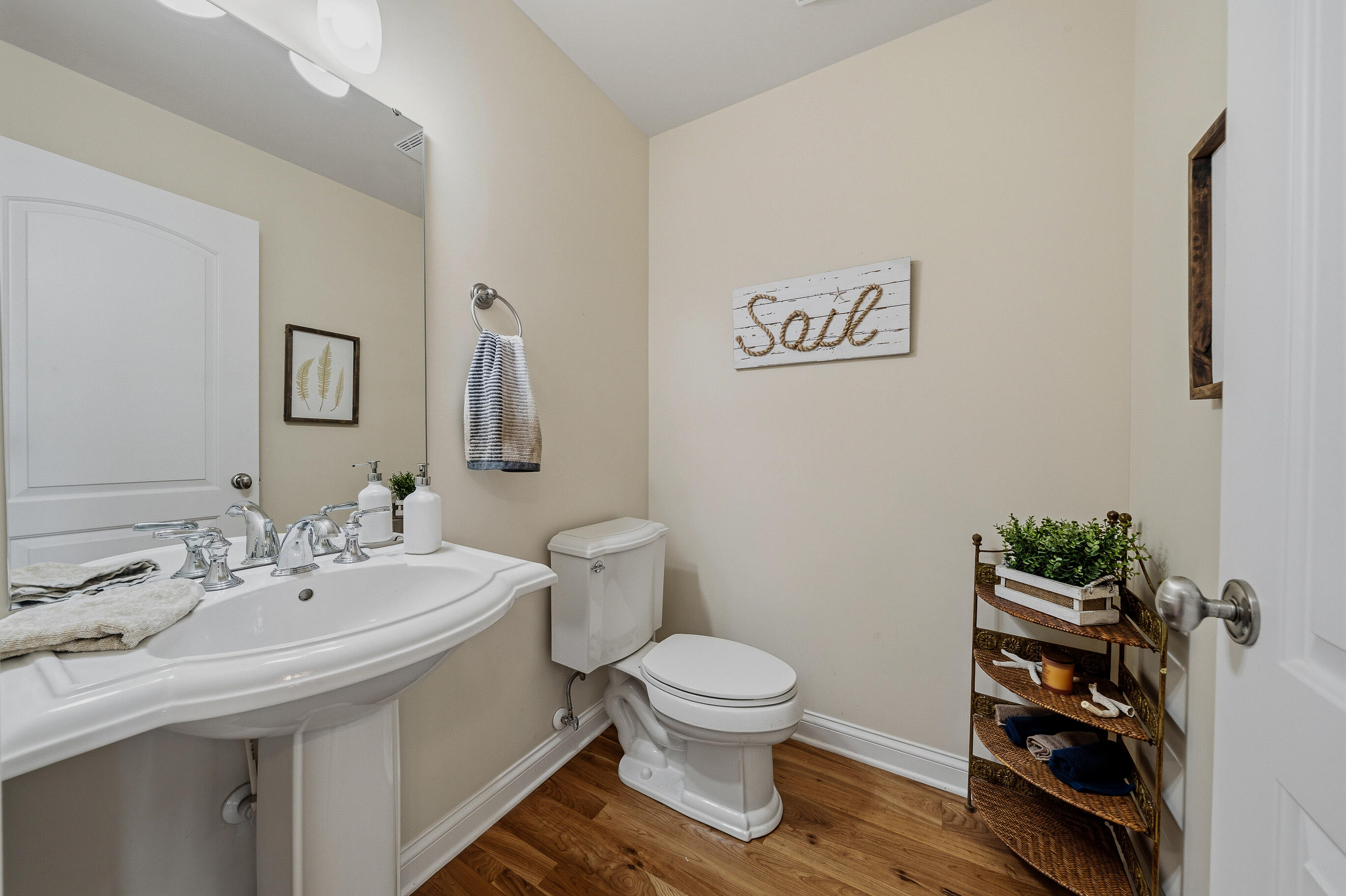 841 Eagleton Drive, Unit 4683 Geneva, WI 53147 - Photo 10 of 29 1st Level Half Bath