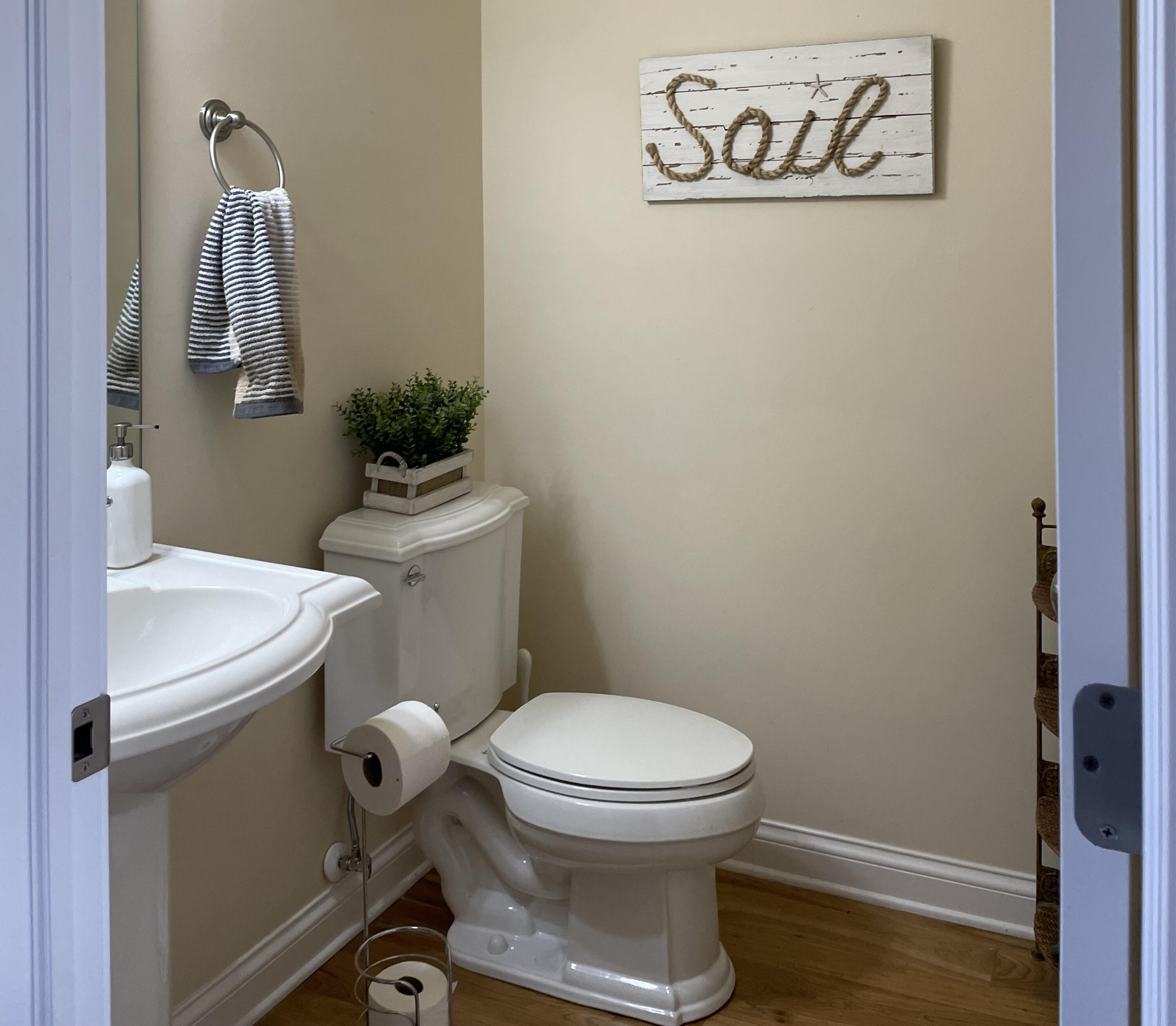 841 Eagleton Drive, Unit 4683 Geneva, WI 53147 - Photo 10 of 29 1st fl half ba