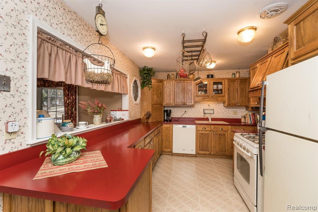 257 Nevada Avenue Rochester Hills, MI 48309 - Photo 18 of 36
