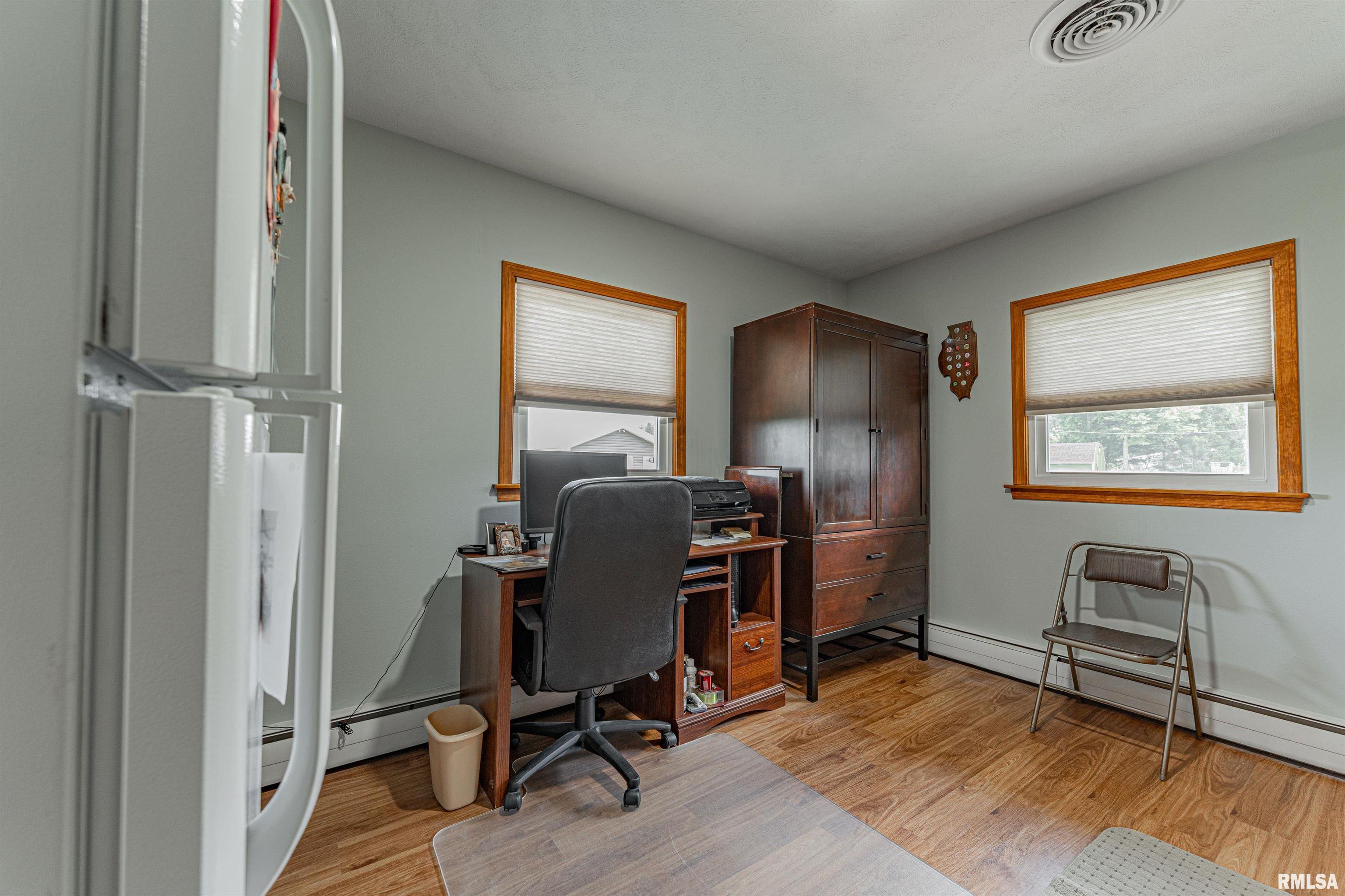 1390 Airport Road Lincoln, IL 62656 - Photo 17 of 34