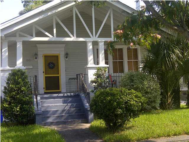 60 Maple Street Charleston, SC 29403 - Photo 1 of 4 Primary Photo