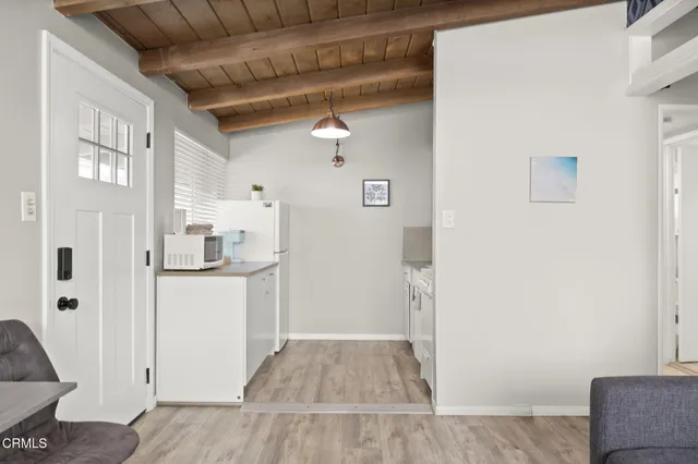 $2,350,000 | 1132-1142 Pittsfield Lane, Ventura, CA 93001