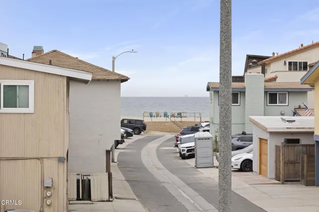 $2,350,000 | 1132-1142 Pittsfield Lane, Ventura, CA 93001