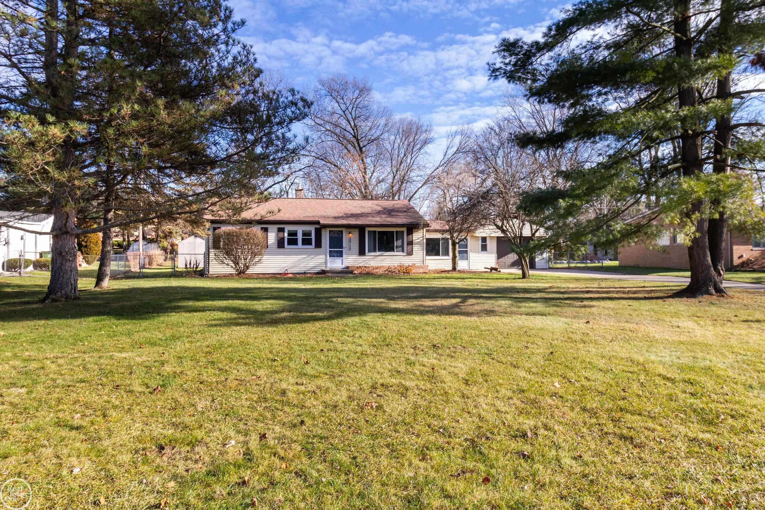 50710 Cedargrove Road Utica, MI 48317 - Photo 33 of 34 50130042-59cdb9bd-8fc9-4f35-a9c0-1210b9f780ca.JPG