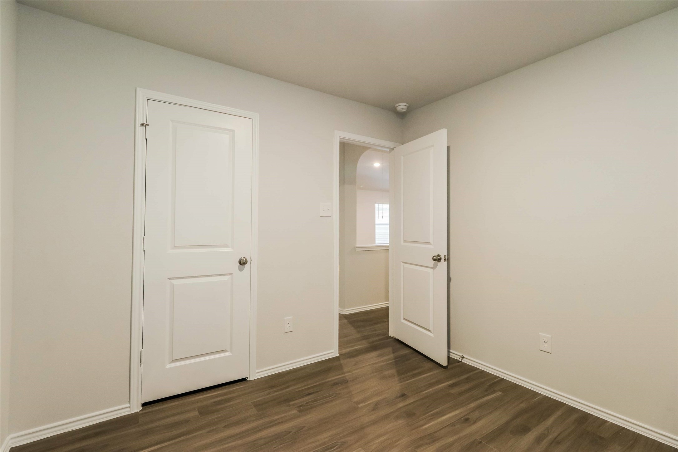 2134 Middle Rdg Drive Conroe, TX 77301 - Photo 12 of 19 Photos may be representative of the floor plan and not the exact home. Finishes, layout, and features of the actual property for lease may vary.