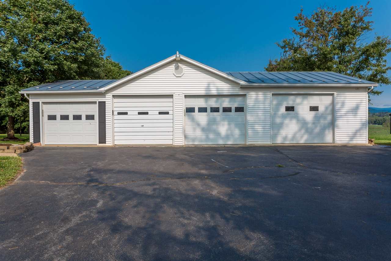 1749 Georgetown Road Mount Jackson, VA 22842 - Photo 2 of 25 Gallery Image 2