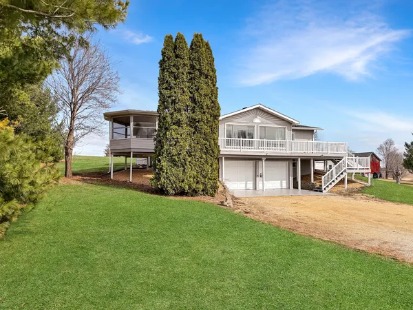 $289,900 | 7980 East Ridott Road, Ridott, IL 61067