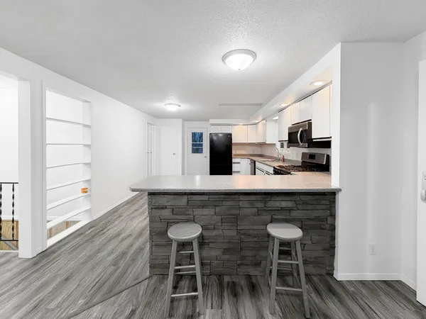 $289,900 | 7980 East Ridott Road, Ridott, IL 61067