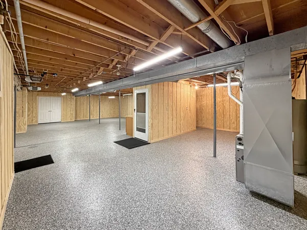 $289,900 | 7980 East Ridott Road, Ridott, IL 61067