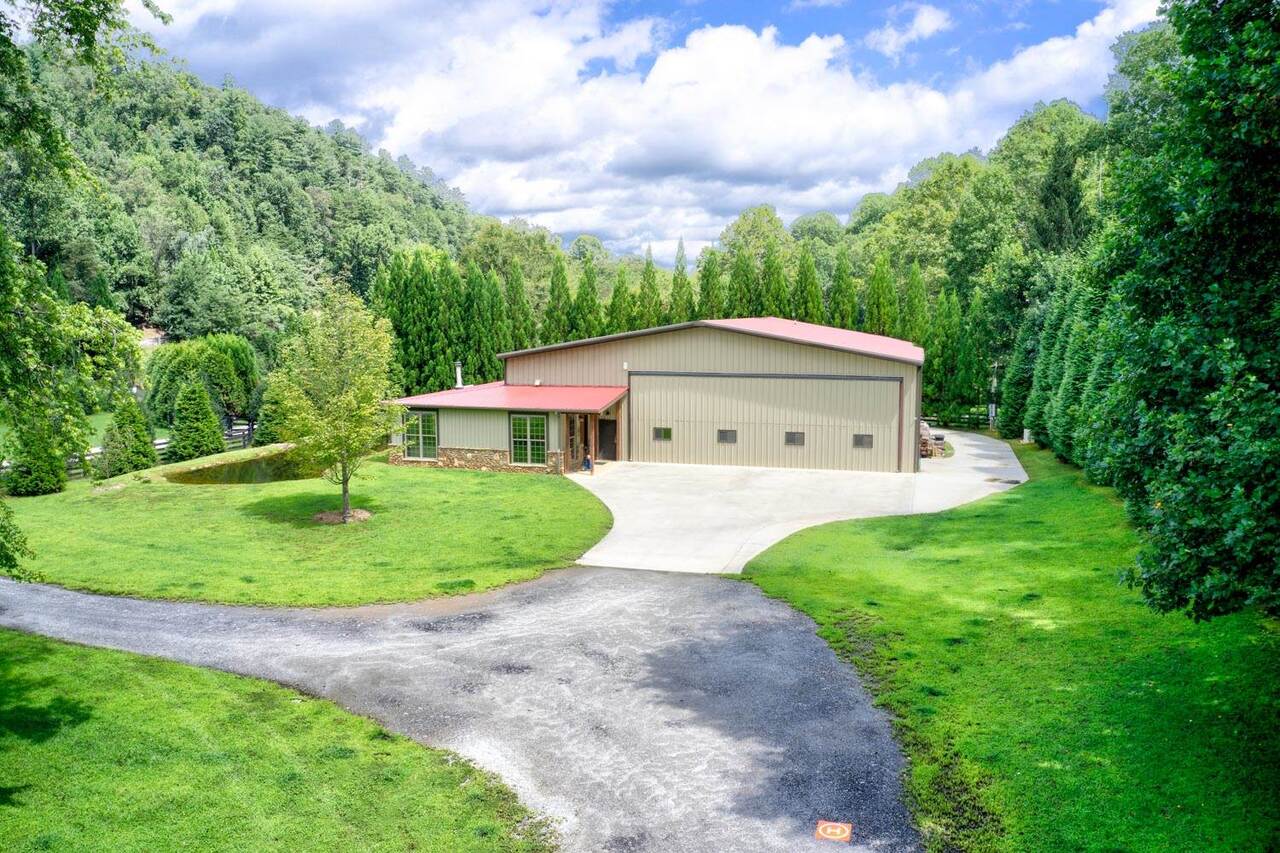 35 Flying Ranch Drive, Unit 1 Clayton, GA 30525 - Photo 1 of 1 Gallery Image 1