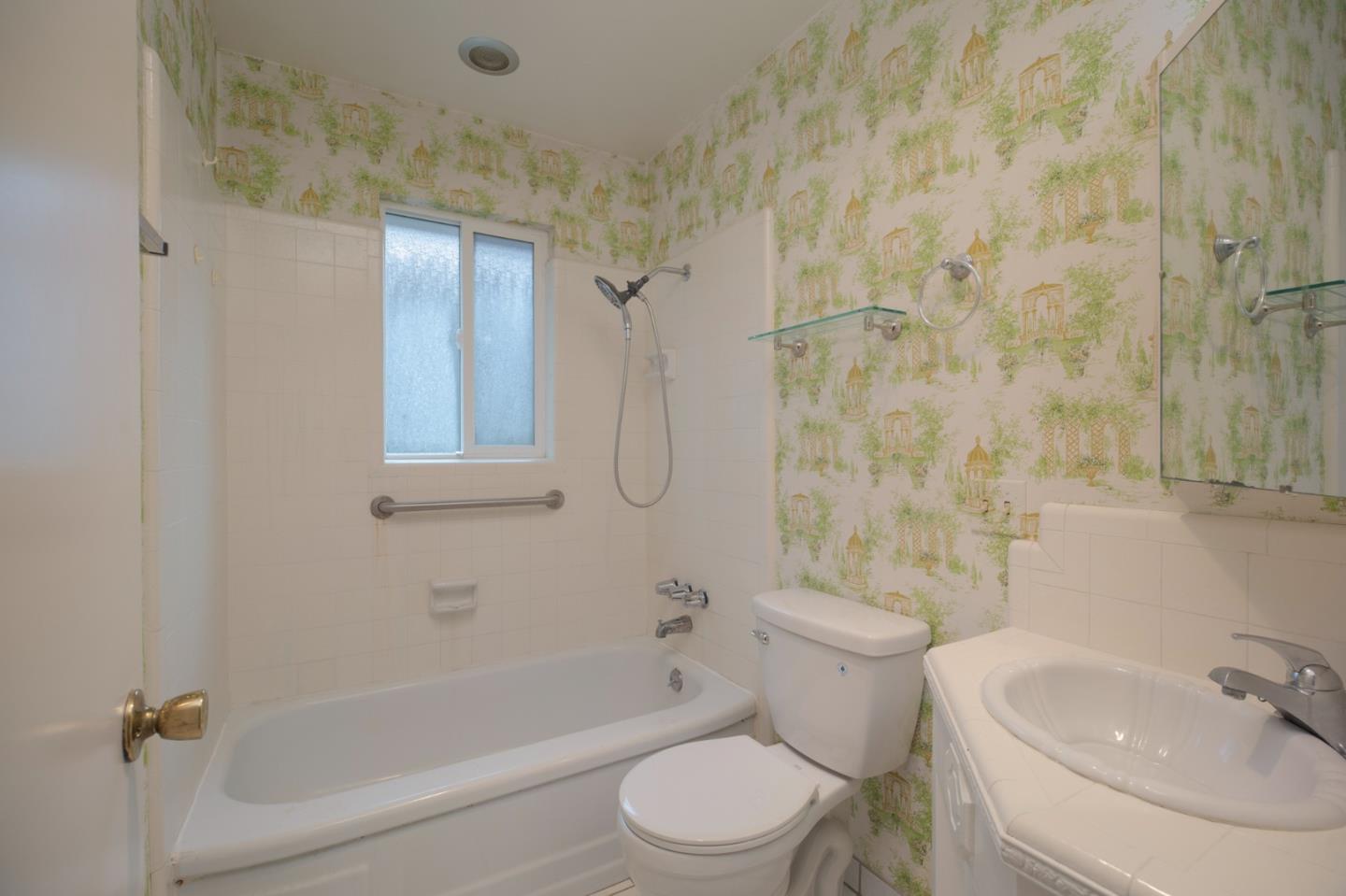 1043 Paloma Road Del Rey Oaks, CA 93940 - Photo 22 of 33 Gallery Image 22