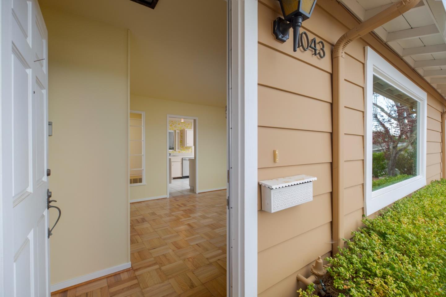 1043 Paloma Road Del Rey Oaks, CA 93940 - Photo 3 of 33 Gallery Image 3
