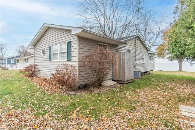 $349,900 | 2522 Pond's Shore Drive, Cape Vincent, NY 13618