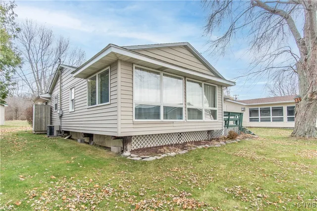 $349,900 | 2522 Pond's Shore Drive, Cape Vincent, NY 13618