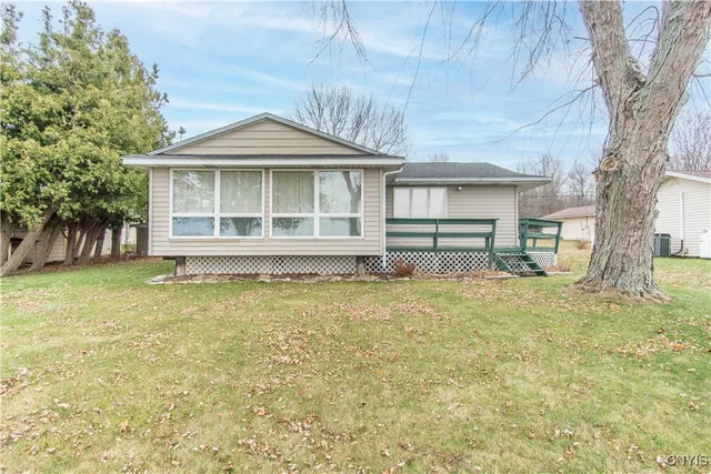$349,900 | 2522 Pond's Shore Drive, Cape Vincent, NY 13618