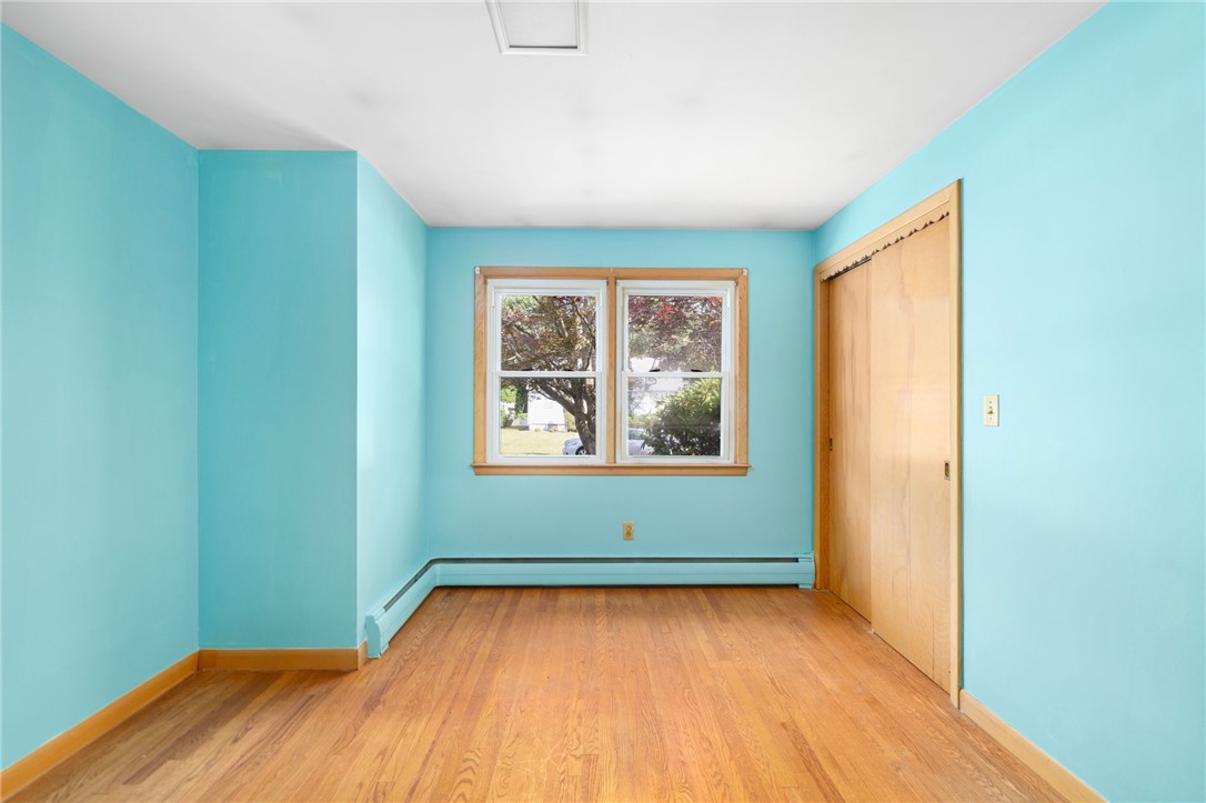 6 Enfield Street Johnston, RI 02919 - Photo 17 of 38