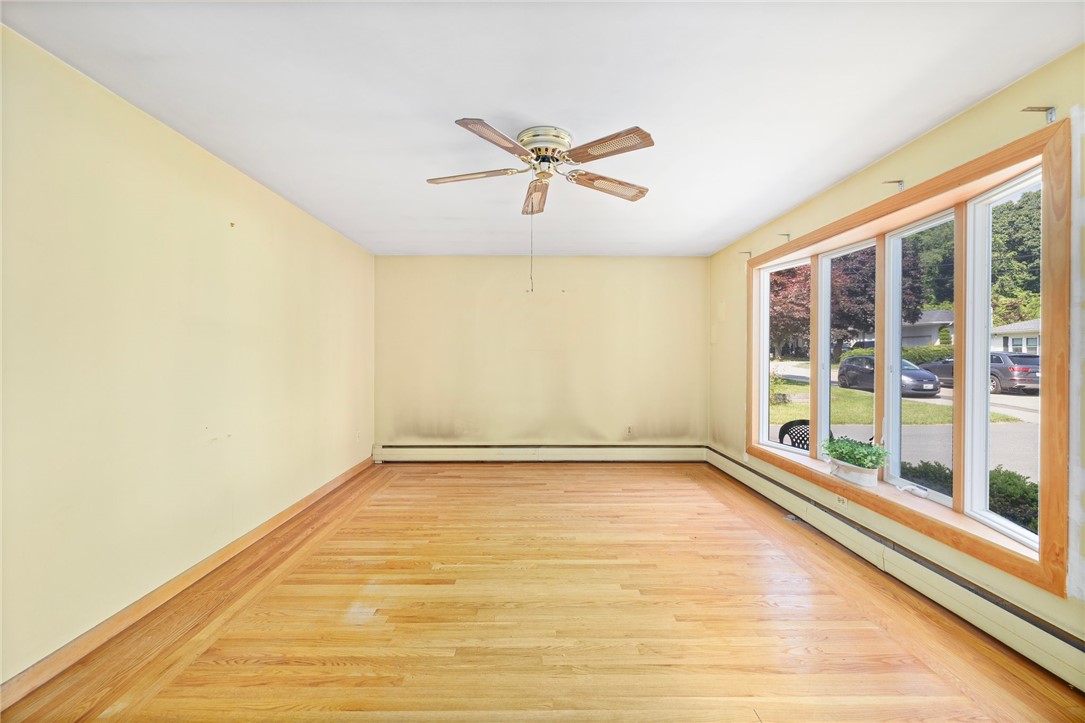 6 Enfield Street Johnston, RI 02919 - Photo 22 of 38