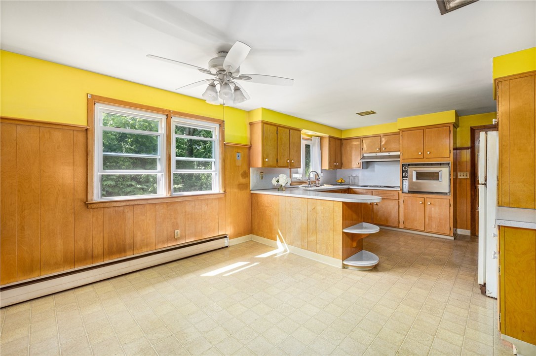 6 Enfield Street Johnston, RI 02919 - Photo 27 of 38