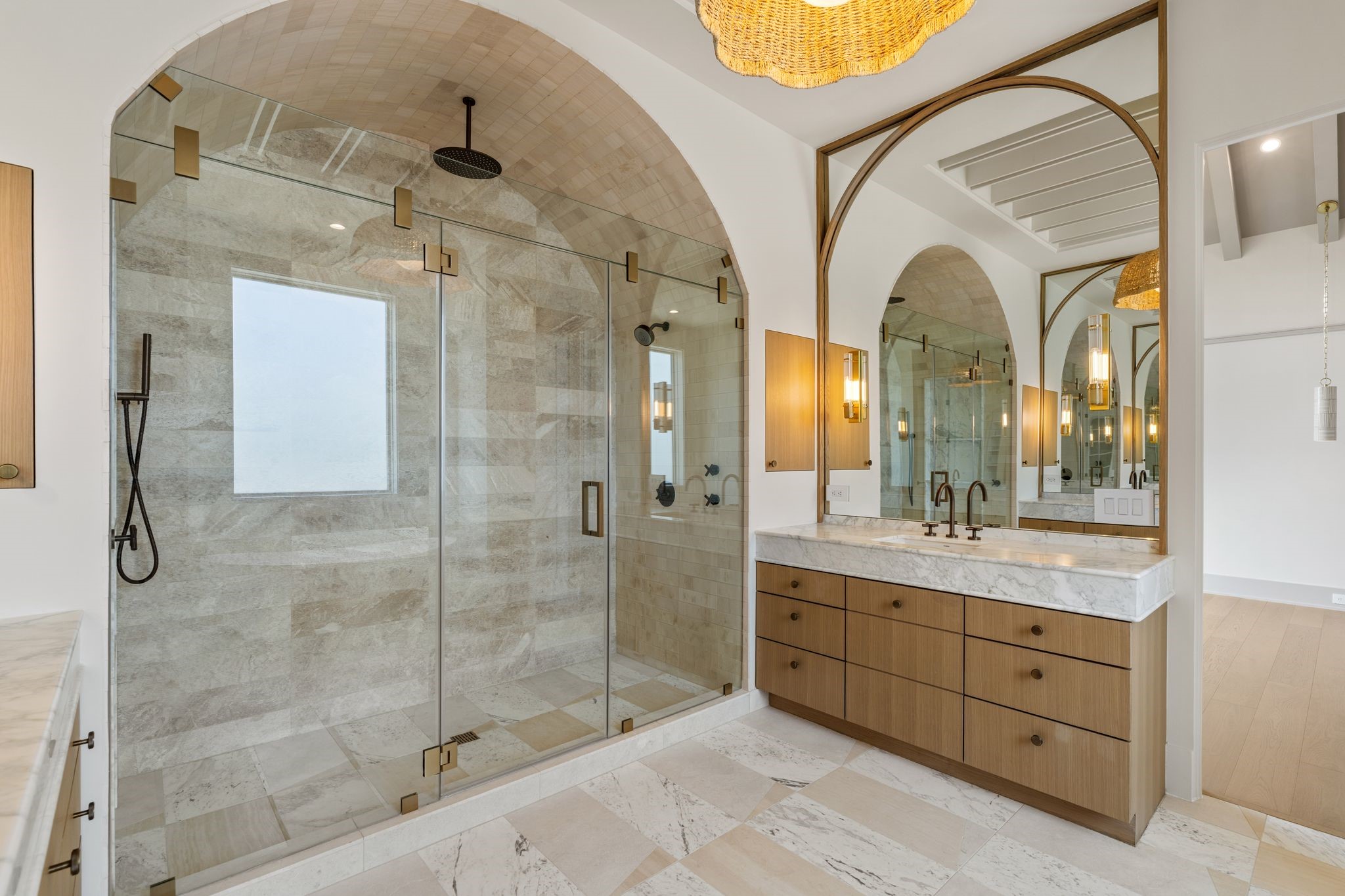 1616 Hazard Street Houston, TX 77019 - Photo 33 of 50 Dual shower heads and built-in, recessed shelves.