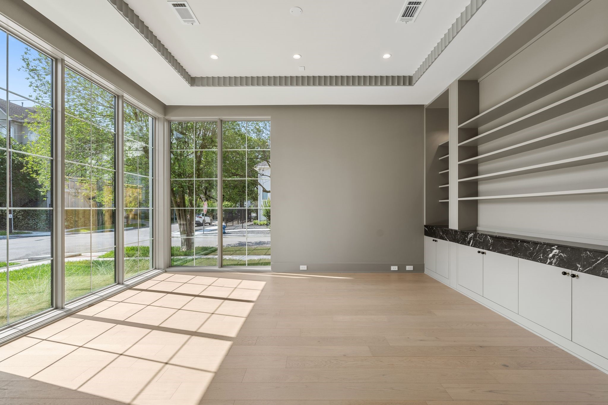 1616 Hazard Street Houston, TX 77019 - Photo 7 of 50 a view of an empty room and window