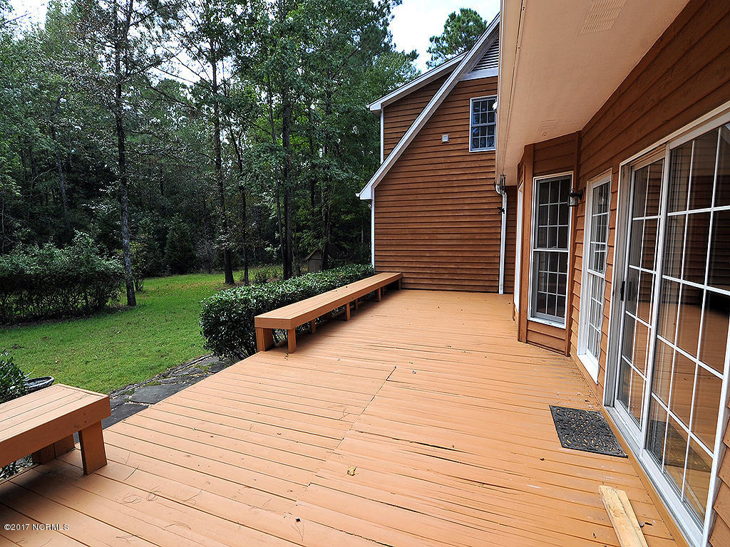 92 Kings Landing Road Hampstead, NC 28443 - Photo 33 of 45 Deck(1)