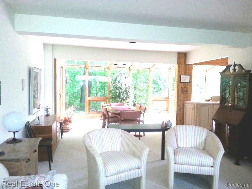 1462 Rochingham Drive Rochester, MI 48309 - Photo 20 of 44 20150617_095035_resized_2.jpg