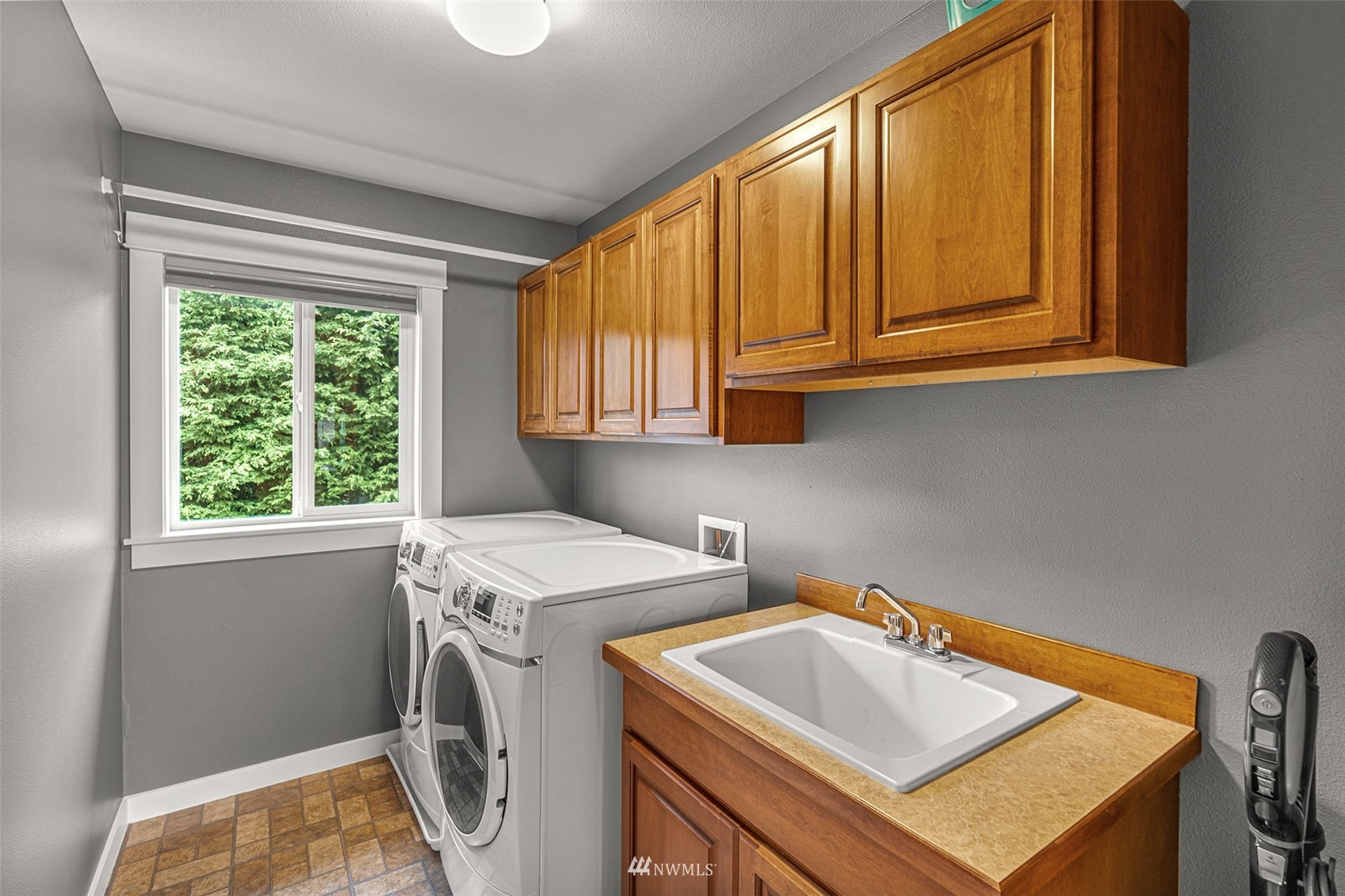 22404 5th Place West Bothell, WA 98021 - Photo 36 of 40 a utility room with dryer and washer