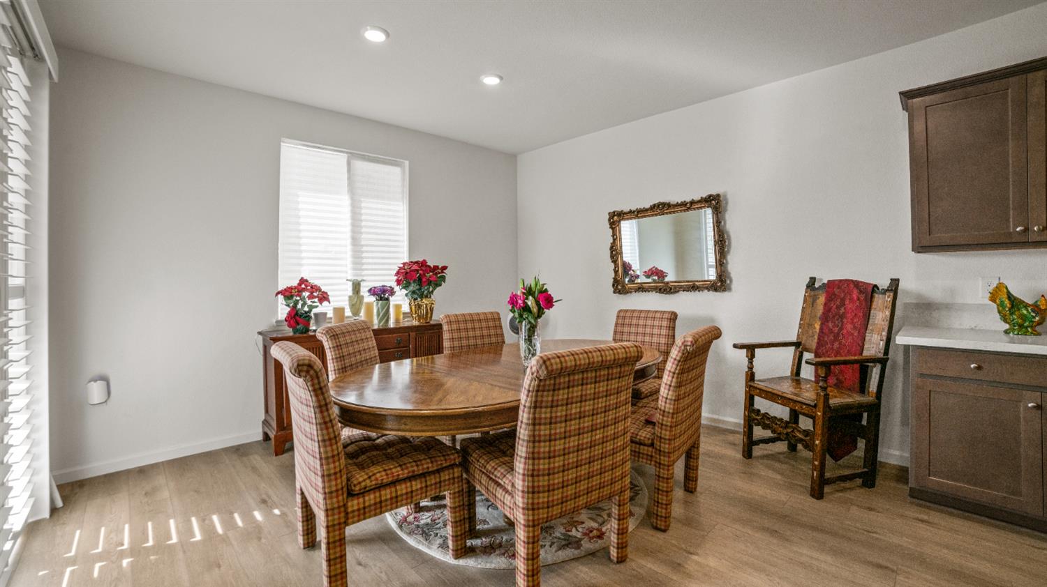 2524 Grove Street Lodi, CA 95242 - Photo 9 of 26