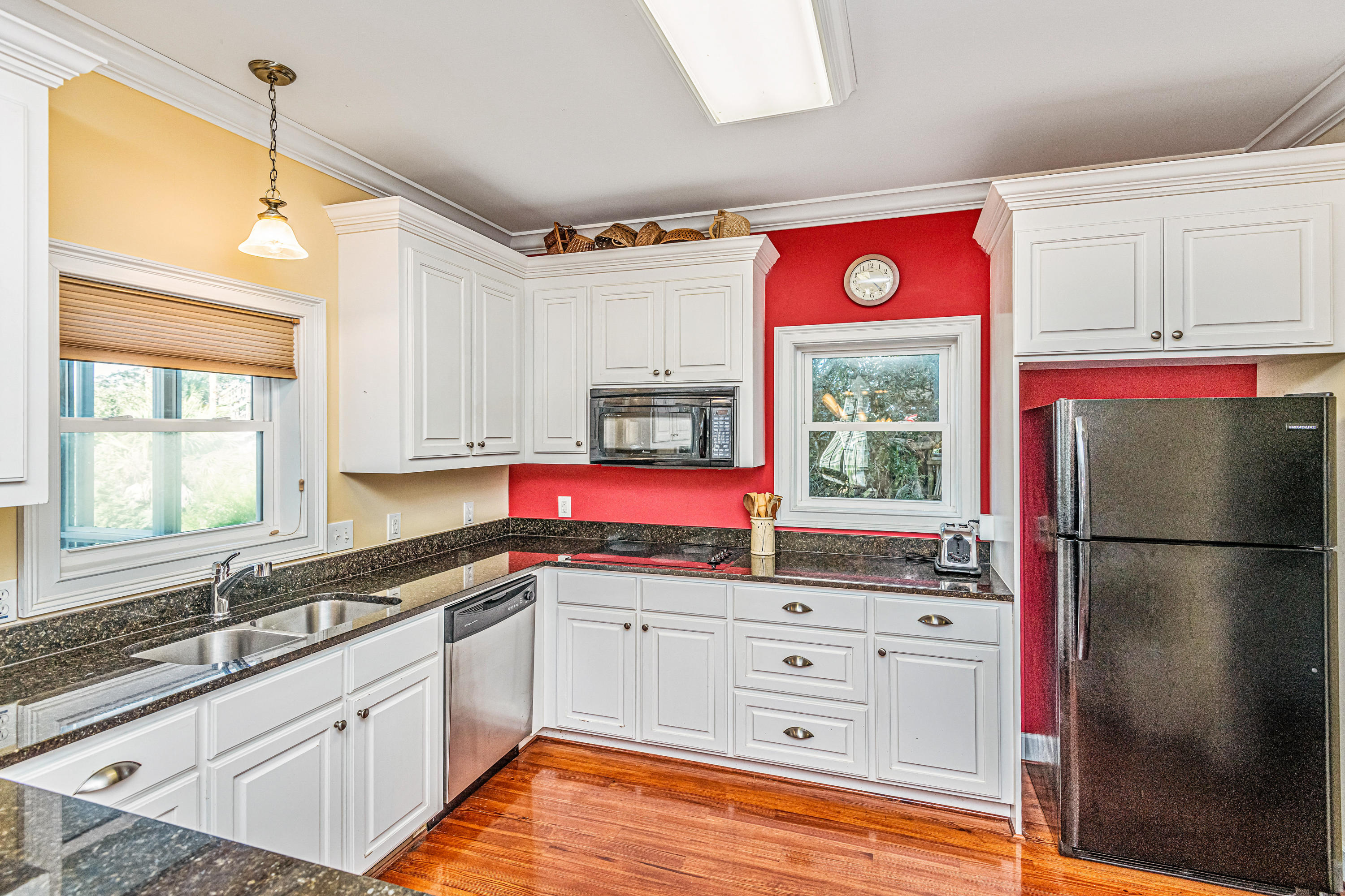 8959 Sandy Creek Road Edisto Island, SC 29438 - Photo 6 of 62 8959SandyCreekRd11
