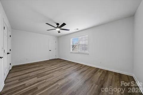 $425,000 | 2622 Billings Park Drive, Charlotte, NC 28213
