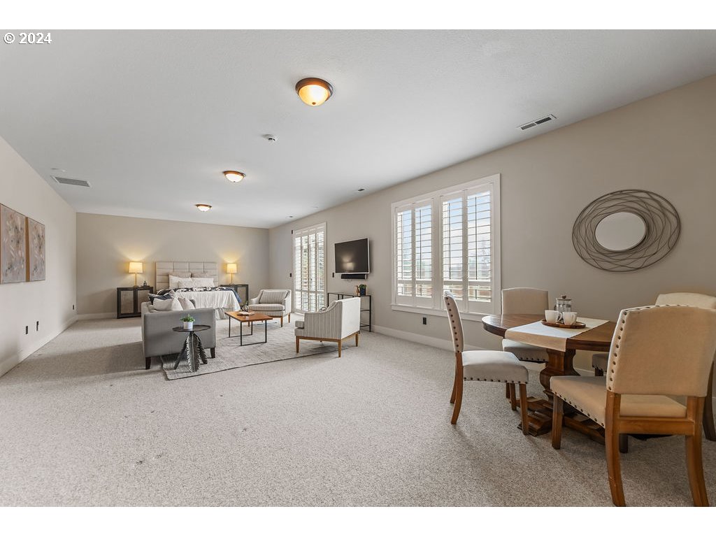 3095 Northwest Gravenstein Street Camas, WA 98607 - Photo 28 of 32 Separate Living Quarters