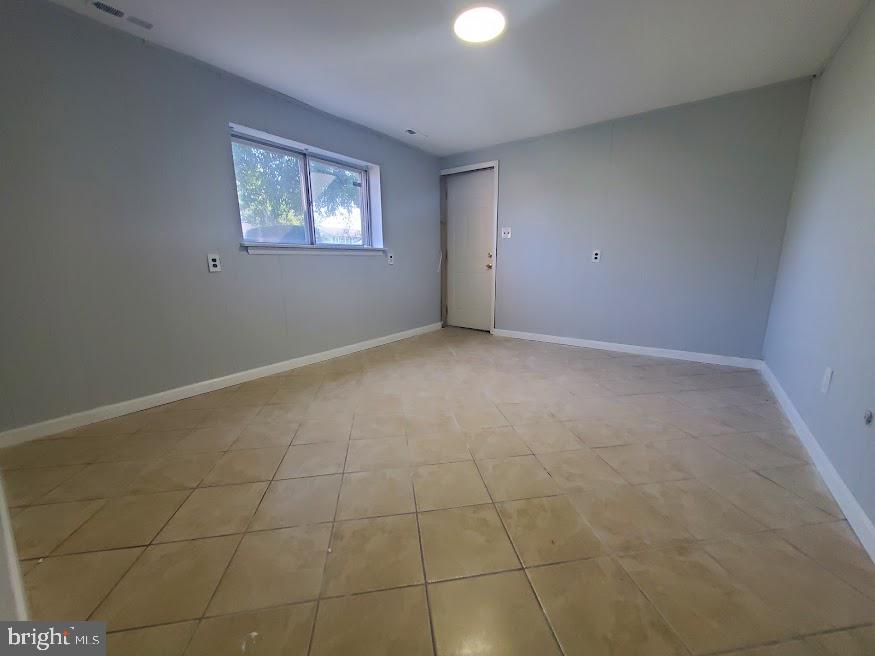 219 Harvard Avenue Pemberton, NJ 08068 - Photo 20 of 42 a view of an empty room with a window