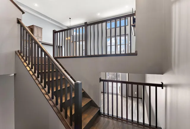 $2,050 | 344 Stonewood Place, Burnsville, MN 55306