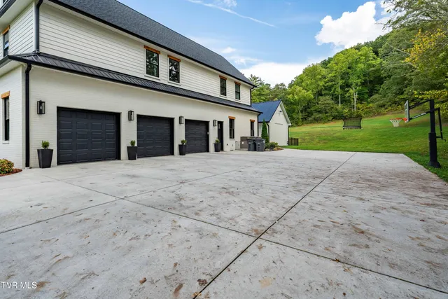 $2,290,000 | 2333 Rock Springs Road, Kingsport, TN 37664